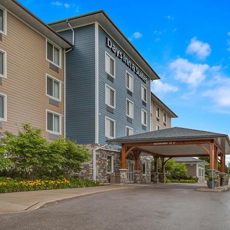 Days Inn & Suites By Wyndham Lindsay Extérieur photo