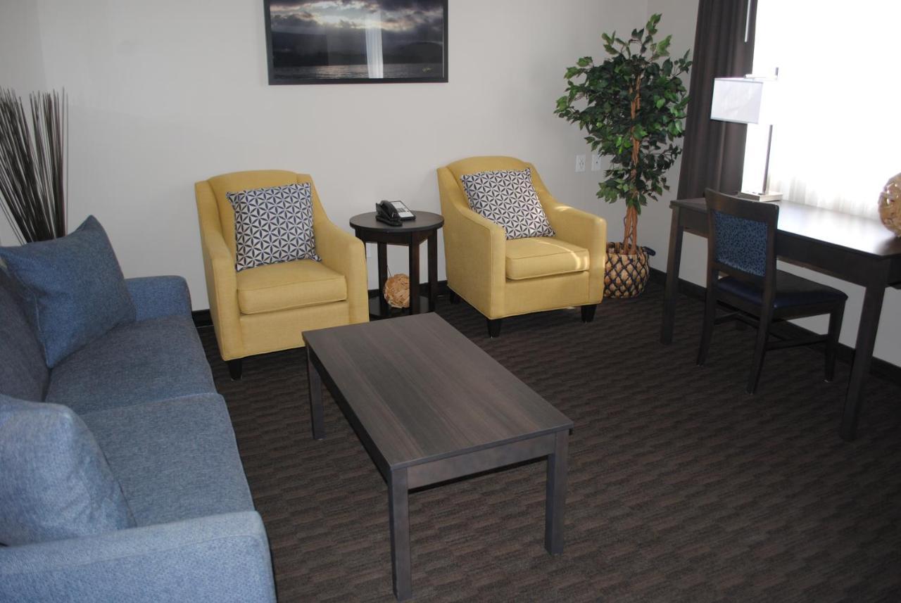Days Inn & Suites By Wyndham Lindsay Extérieur photo