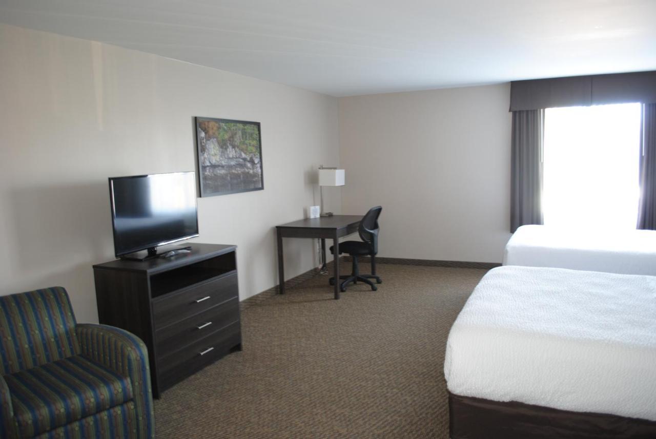 Days Inn & Suites By Wyndham Lindsay Extérieur photo