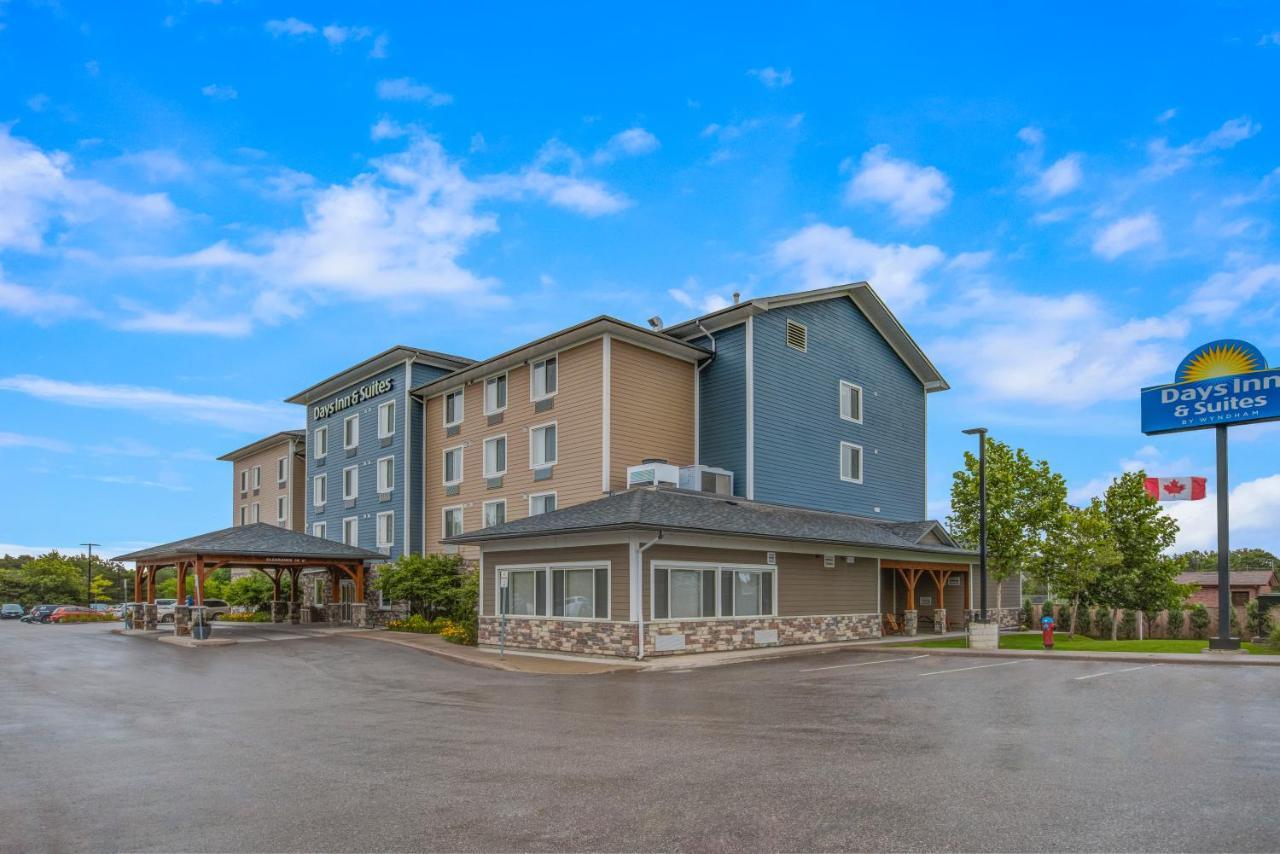 Days Inn & Suites By Wyndham Lindsay Extérieur photo