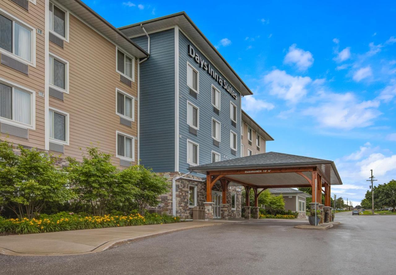 Days Inn & Suites By Wyndham Lindsay Extérieur photo