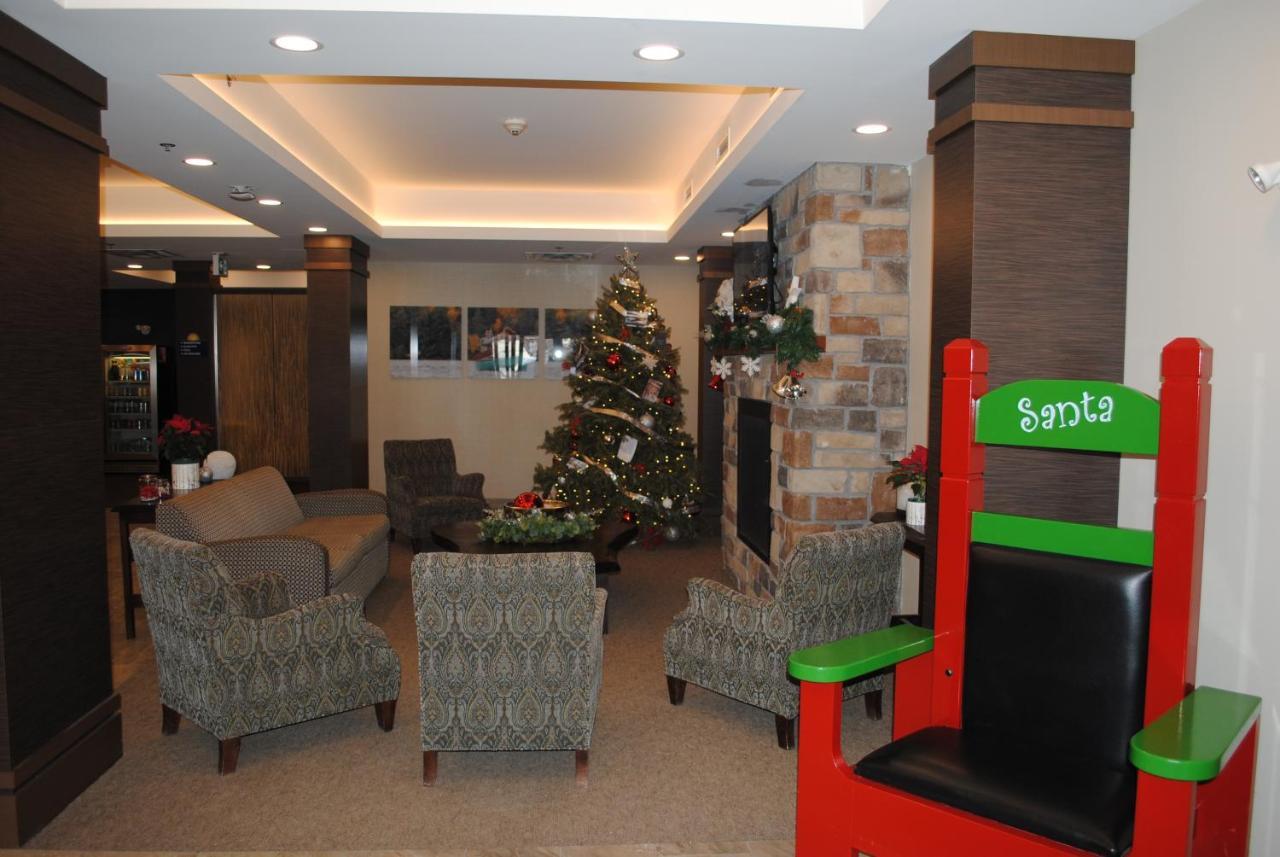 Days Inn & Suites By Wyndham Lindsay Extérieur photo